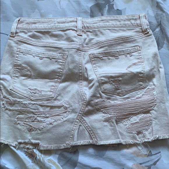 AE Pink Jean Skirt - Picture 2 of 2